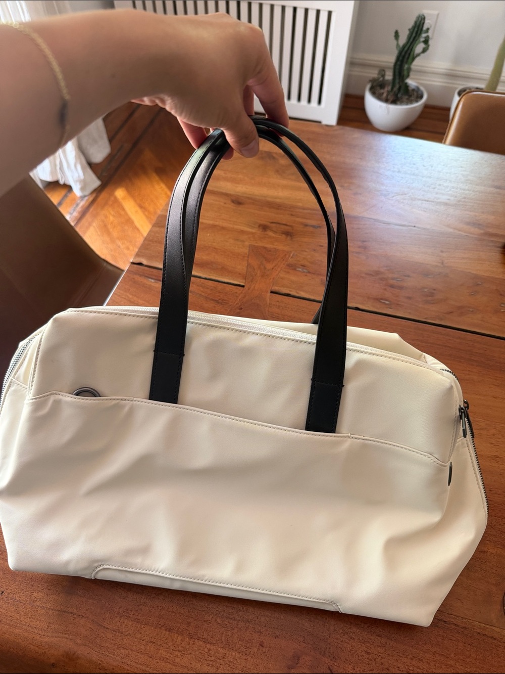 AWAY everywhere bag in salt white - used once